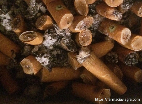 il fumo è la principale causa di problemi di erezione nei giovani